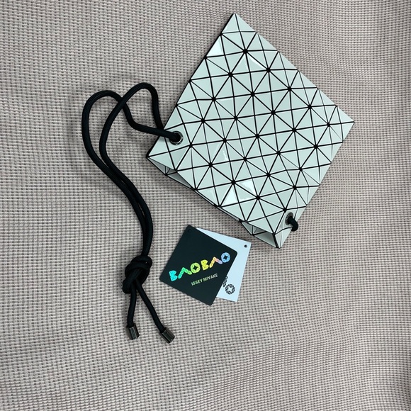 Women's MCM Dessau Drawstring Bag in Visetos Size Medium - Picture 4 of 5